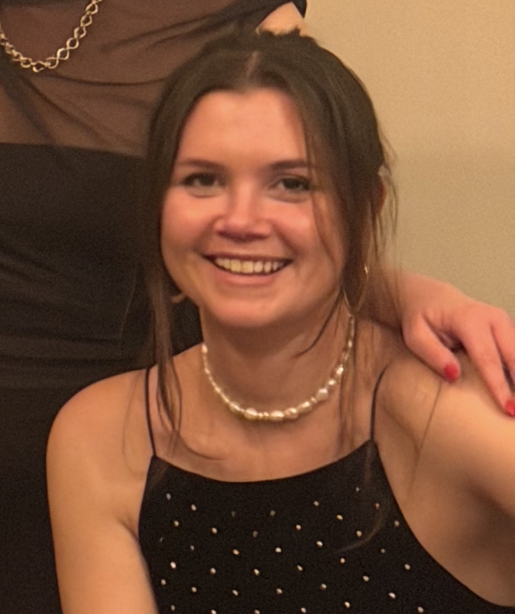 Portrait d'Audrey Chaix, cliente d'un atelier de poterie